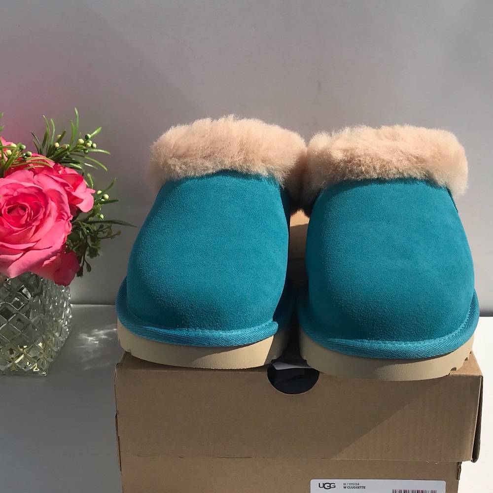 UGG Cluggette Slippers - Picture 2 of 9